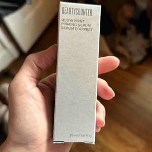 Beautycounter glow first priming serum